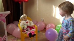 Влог День Рождения Настюши! Распаковка и обзор говорящей куклы Настеньки