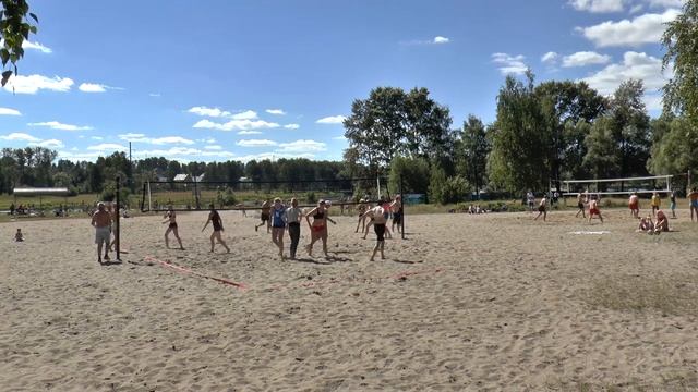 Парковый волейбол. Девушки. Игра за 1 место смотреть онлайн