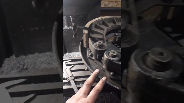 проточка передних тормозных калодок зил 130 смотреть онлайн