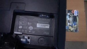 Очень быстрый ремонт монитора Sony SDM-S53. Настоящее качество Sony.
