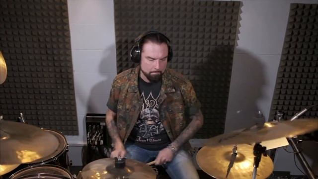 Floyd Universe - Pink Floyd Symphony Tribute Show - Learning To Fly смотреть онлайн