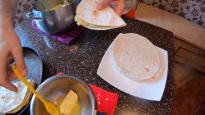 "Кыстыбый" татарское традиционное  блюдо. Вкусно, быстро ,недорого. Лайфхак с лепешками придумал я!