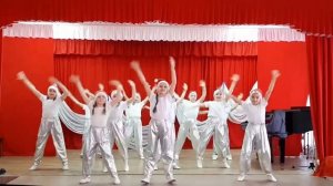 Танец Хорошее настроение мл. группа  ритмика  ДМШ им. В.Н.Бахвалова 2021 г.