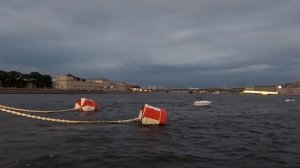 Крейсер Аврора в Санкт-Петербурге вечером / Прогулки по России