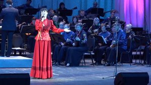 Поёт Юлия ГЕРМАН   "Лучше нету того цвету" (муз. М. Блантер, сл. М. Исаковский)