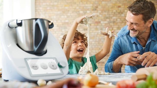 Thermomix® TM6 Unboxing Video (English)