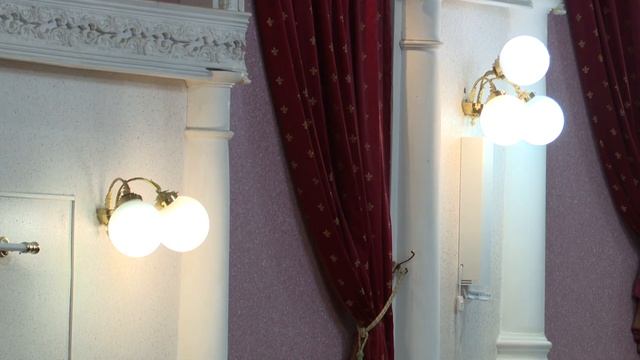 В городском дворце культуры проводится первый капитальный ремонт с 2002 года смотреть онлайн