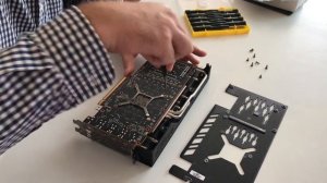 Установка термопрокладок на бэкплейт Pulse 5700XT