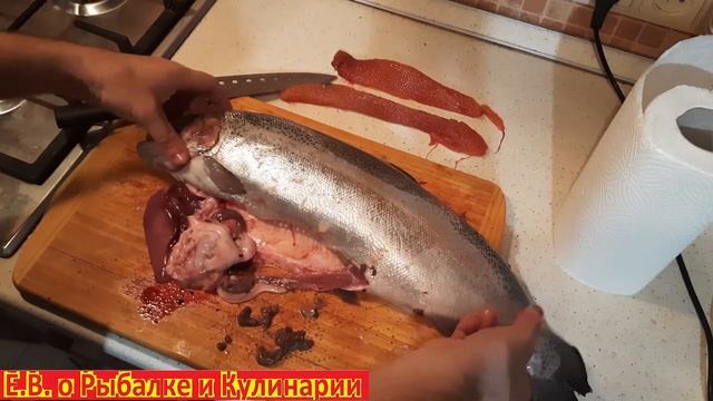 КАК ВЫБРАТЬ ФОРЕЛЬ С ИКРОЙ 100% КАК КУПИТЬ КРАСНУЮ РЫБУ С ИКРОЙ.  Стоит ли покупать форель с икрой.