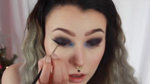 Smoky Eye / Pop of Blue | LimeCrime Venus II Palette