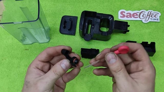 Чистка капучинатора кофемашины saeco. Чистка капучинатора кофемашины philips.