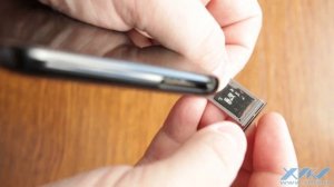 Как вставить SIM-карту в Samsung Galaxy S8+ (XDRV.RU)