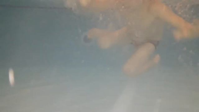 КУВЫРКИ ПОД ВОДОЙ