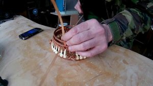 №12 Обратный узел как вариант заввершения плетения .