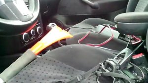 Измерение тока утечки на автомобиле в состоянии покоя.
