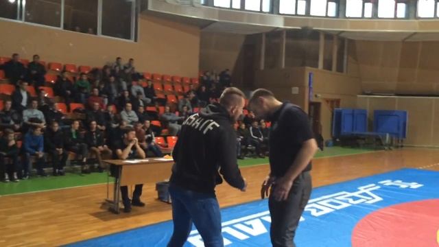 Кирилл Киш // Турнир по смешанным единоборствам MixFight. Мариуполь 09.10.2016 // MMA // Mix Fight смотреть онлайн