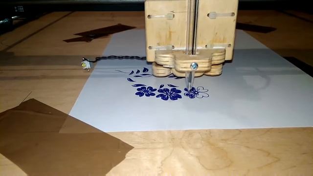 Рисовалка с чпу из лазерного гравера с автономным контроллером. Первый тест. смотреть онлайн