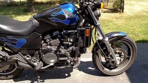 Honda V65 VF1100S Sabre Sound Clip, modified stock exhaust.