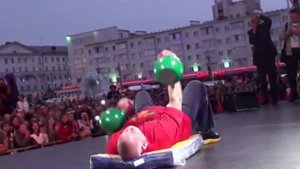 Выступление с гирями на вулкане Славянском базаре (Минск, 2012), Гиревой триатлон. Анатолий Ежов.