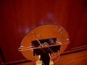 Машина Вимшурста как электростатический двигатель, Wimshurst mashine as an electrostatic motor