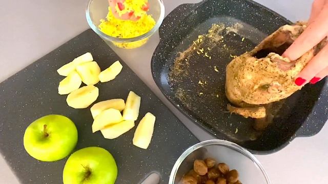 УТКА с РИСОМ, ЧЕРНОСЛИВОМ и ЯБЛОКАМИ — ПАЛЬЧИКИ ОБЛИЖЕШЬ (улетает на УРА) смотреть онлайн