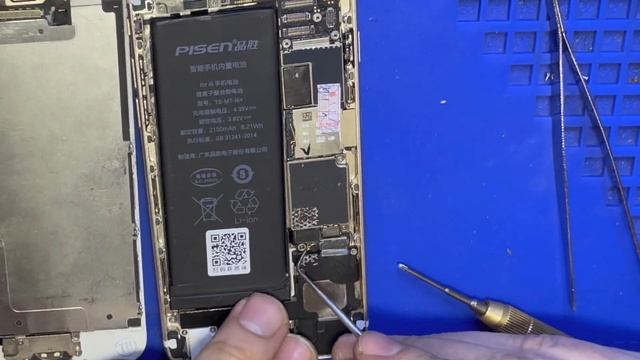 Камера айфона снимает мутно. iPhone 6. Ремонт смотреть онлайн