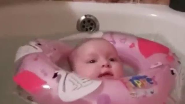 Круг на шею Flipper от Roxy Kids смотреть онлайн