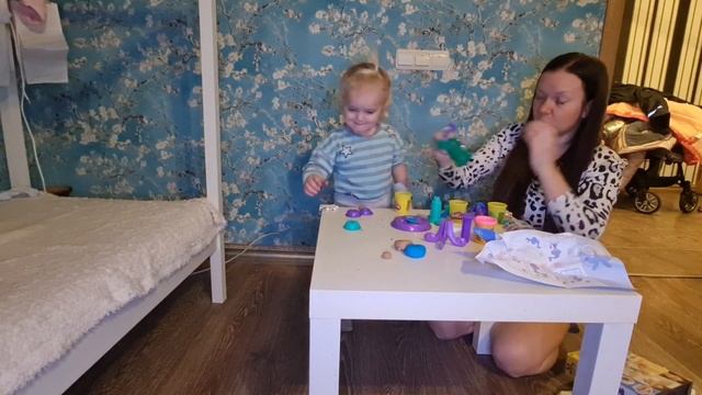 Диана и я. Лепим пончики из теста PLayDo. смотреть онлайн