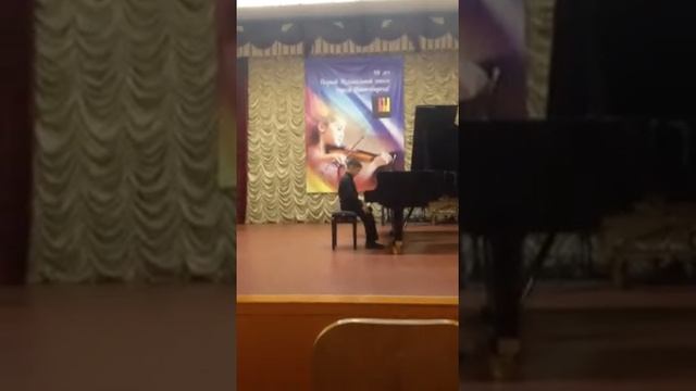 Е.Овсянников "Волнение" (исполняет автор, 1 класс) смотреть онлайн