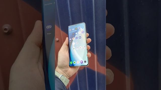 ЭТОТ REALME ВЫГЛЯДИТ НАМНОГО ДОРОЖЕ, ЧЕМ СТОИТ