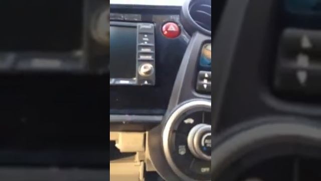 Снятие магнитолы Honda Insight смотреть онлайн