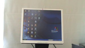 HP Flat Panel Monitor L1740