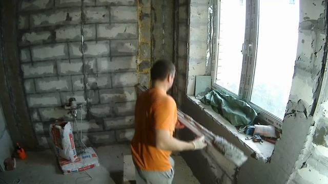 Штукатурные работы в новостройке. Цементная и гипсовая штукатурка стен. # 11