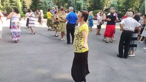 Харьков  Танцы в Центральном парке ?????