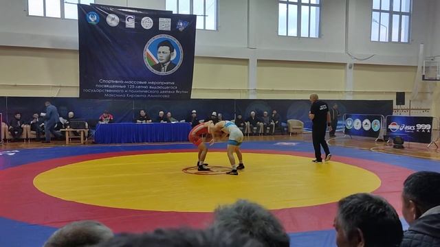 Товарищеская встреча Кыргызстан-Саха 61 кг Дастан Урматбеков ( Кыргызстан)-Александр Авелов (Саха) смотреть онлайн