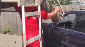 RoadRage Ru   Водительская разборка в Казани  Залили бетон в машину обидчика.