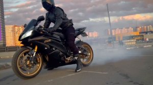 Yamaha R6