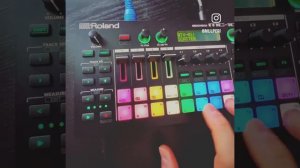 Roland MC-101 Synthwave/italo Performance