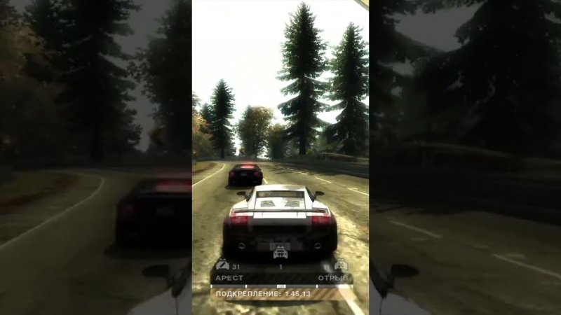 Гражданский автомобиль в заграждении NFS Most Wanted