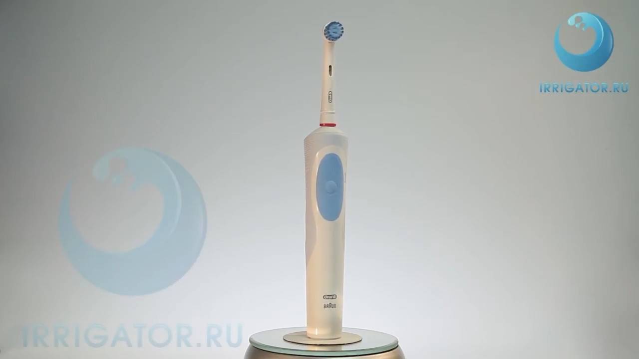 Электрическая зубная щетка Braun Oral-B Vitality Sensitive Clean