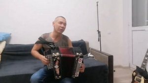 Я часто вспоминаю те глаза.
