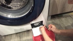 Почистила фильтр в стиральной машине....