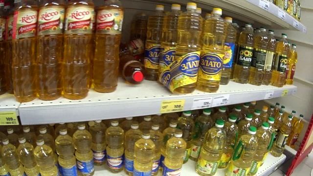 Подсолнечное масло!  Магнит.  Цены СЕГОДНЯ! Семейный МАГНИТ. sunflower oil, цена на оливковое масло.