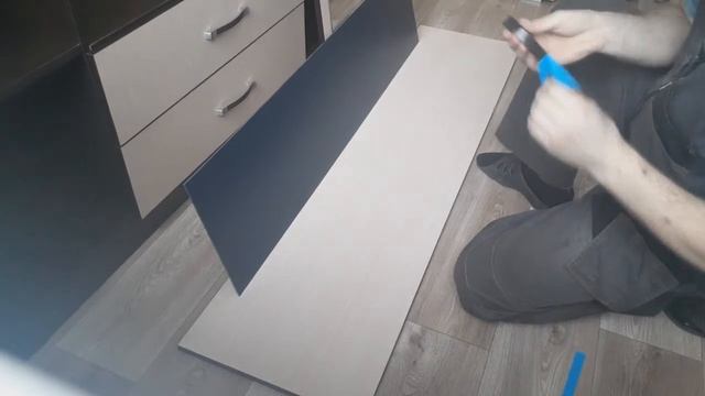 Как приклеить зеркало на дверцу шкафа смотреть онлайн