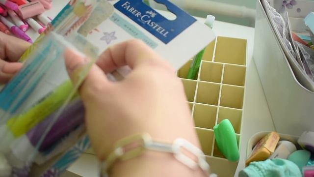 ОРГАНИЗАЦИЯ КАНЦЕЛЯРИИ В ОДНОМ ЦВЕТЕ ? (зеленый) смотреть онлайн