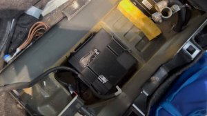 W463 Mercedes G63 G500 G550 AUX Battery Replacement