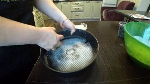 Расскажу за 1 минуту: насыпной пирог с замороженной ягодой