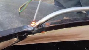 Лодка из пенопласта своими руками | Установка сидений и приварка ручек. #4