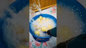 Приспособление для чистки молодого картофеля