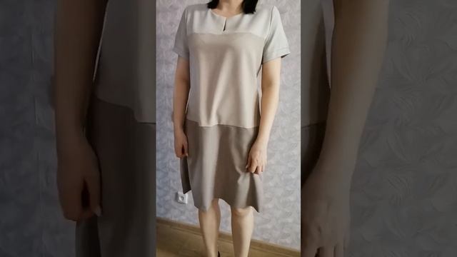 Обзор Платье "Безоблачный день" цвет беж Charutti смотреть онлайн